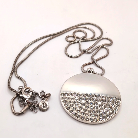 Gloria Vanderbilt Rhinestone / Swarovski Crystal Pendant Necklace - 32" Chain - Picture 10 of 10